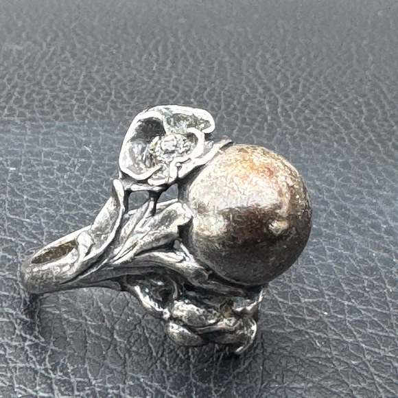 Jewelry - Antique Sterling Silver Art Nouveau Floral Perfume‎ Ring – Size 6.75